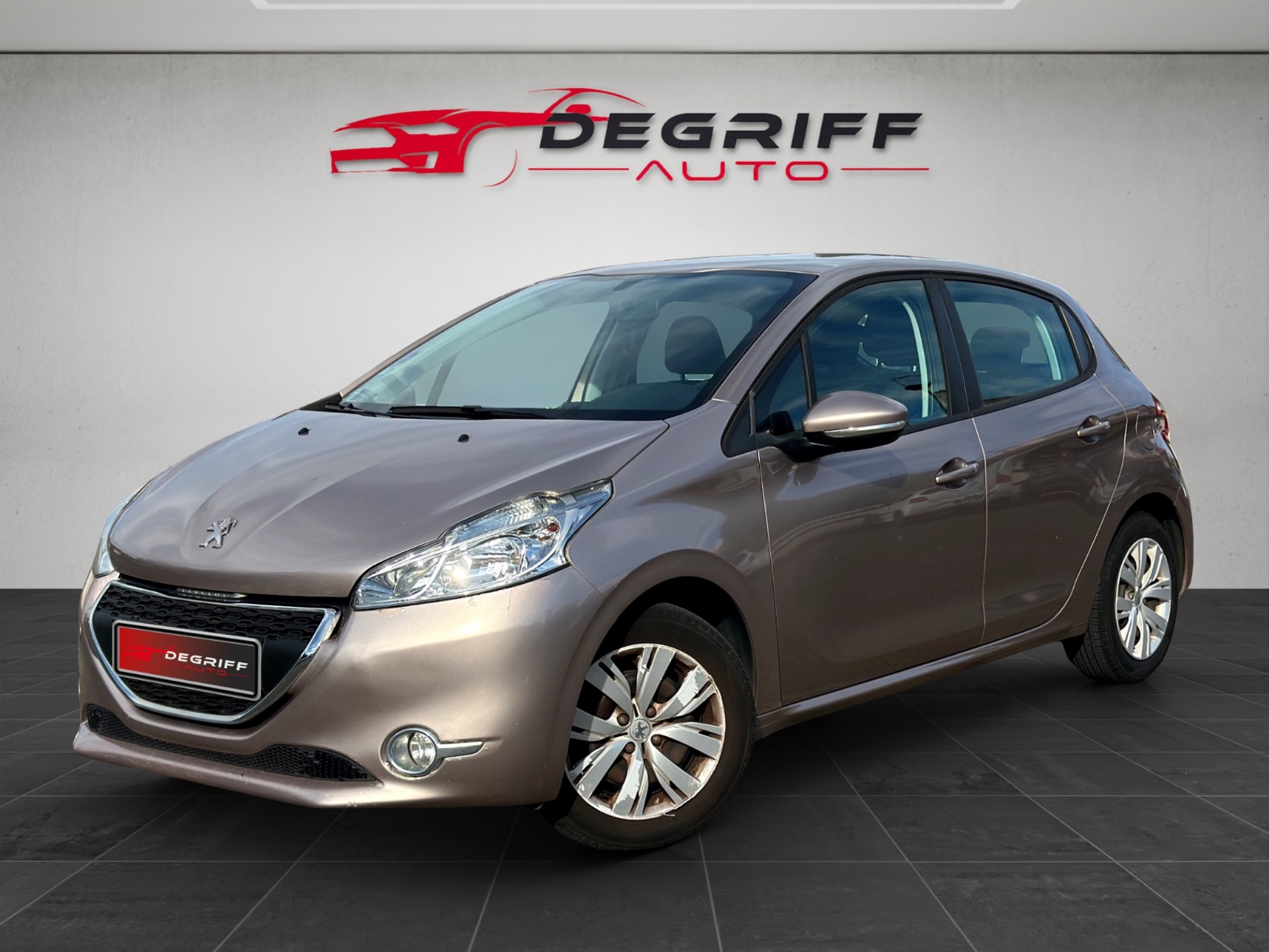 PEUGEOT 208 1.2 VTi 82ch BVM5 Active