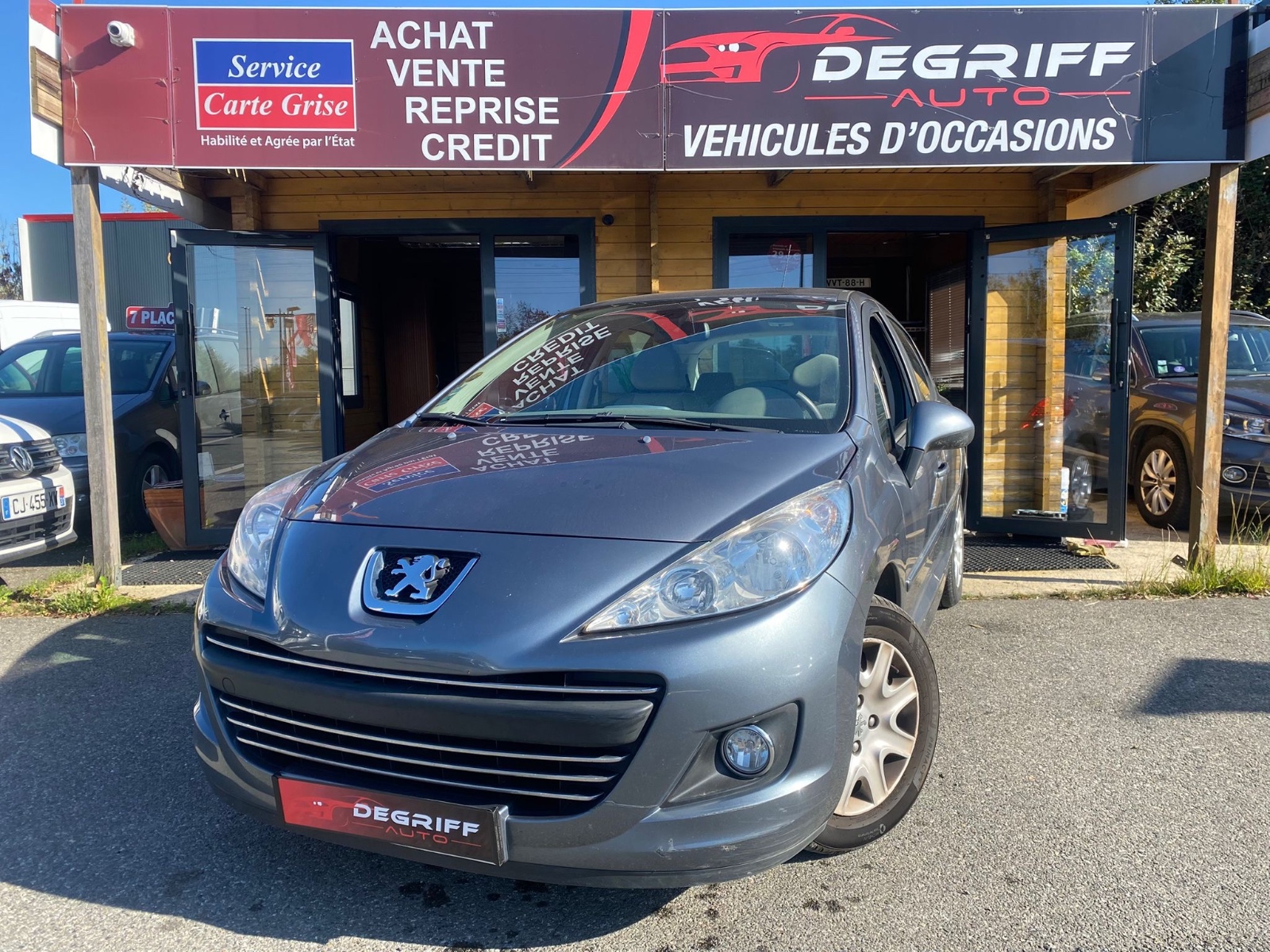 PEUGEOT 207 1.4e 16v 90ch Urban