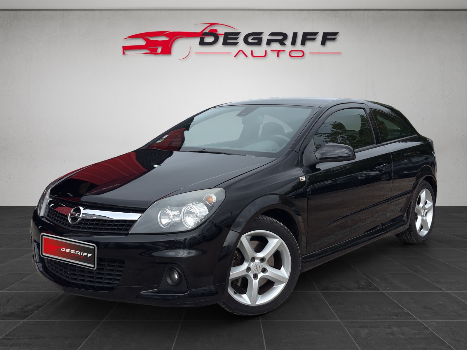 OPEL ASTRA GTC 2.0 T -  200 Cosmo