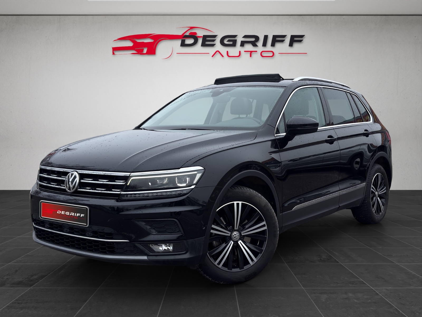 VOLKSWAGEN TIGUAN 2.0 TDI 150 DSG7 Carat Exclusive