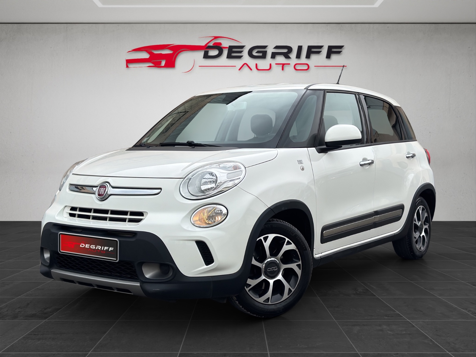 FIAT 500L 1.4 16V 95 ch Trekking Lounge