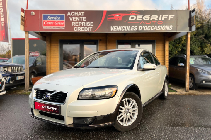 VOLVO C30 1.6L 100 Kinetic