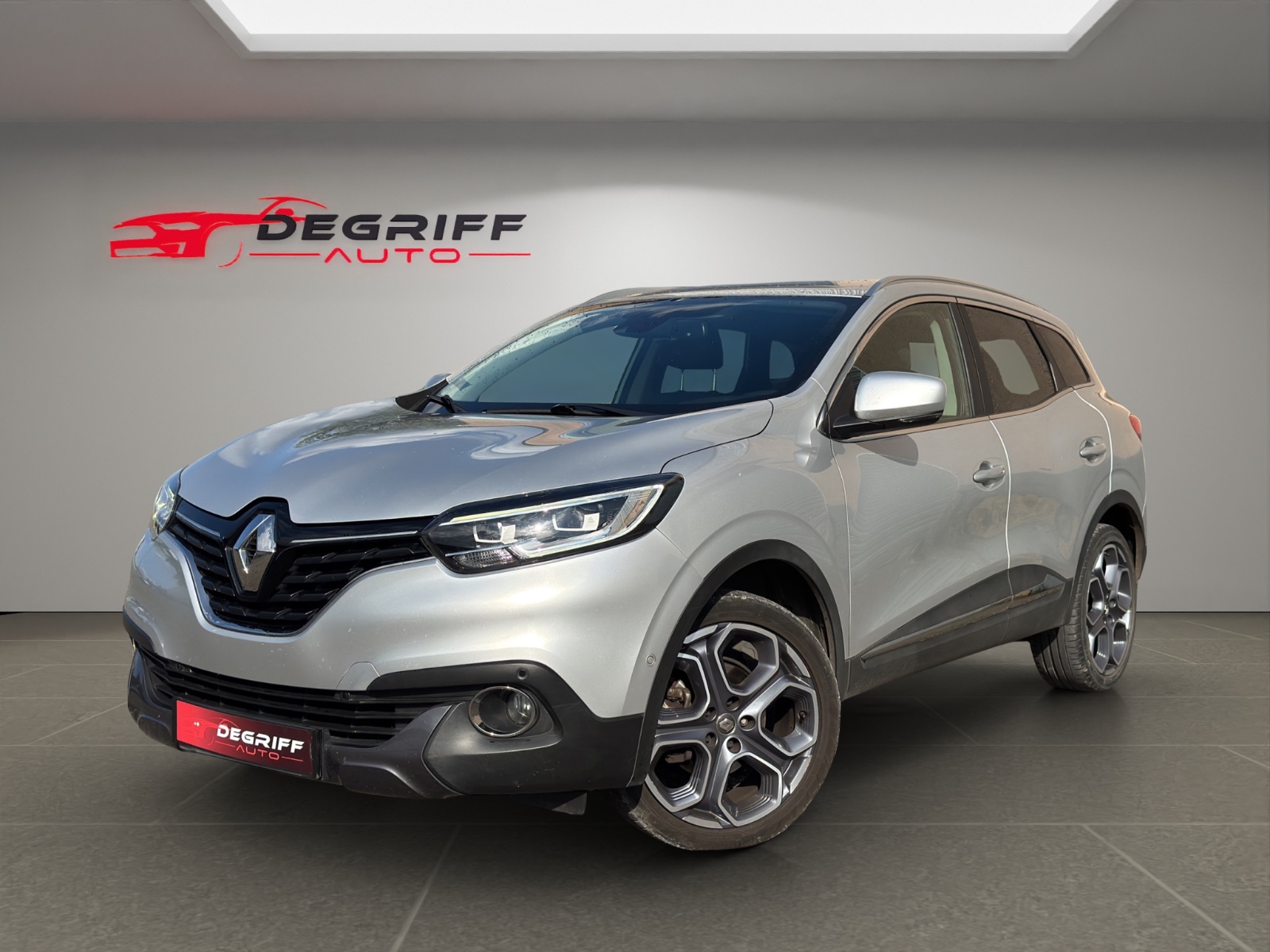 RENAULT KADJAR TCe 140 FAP EDC Intens
