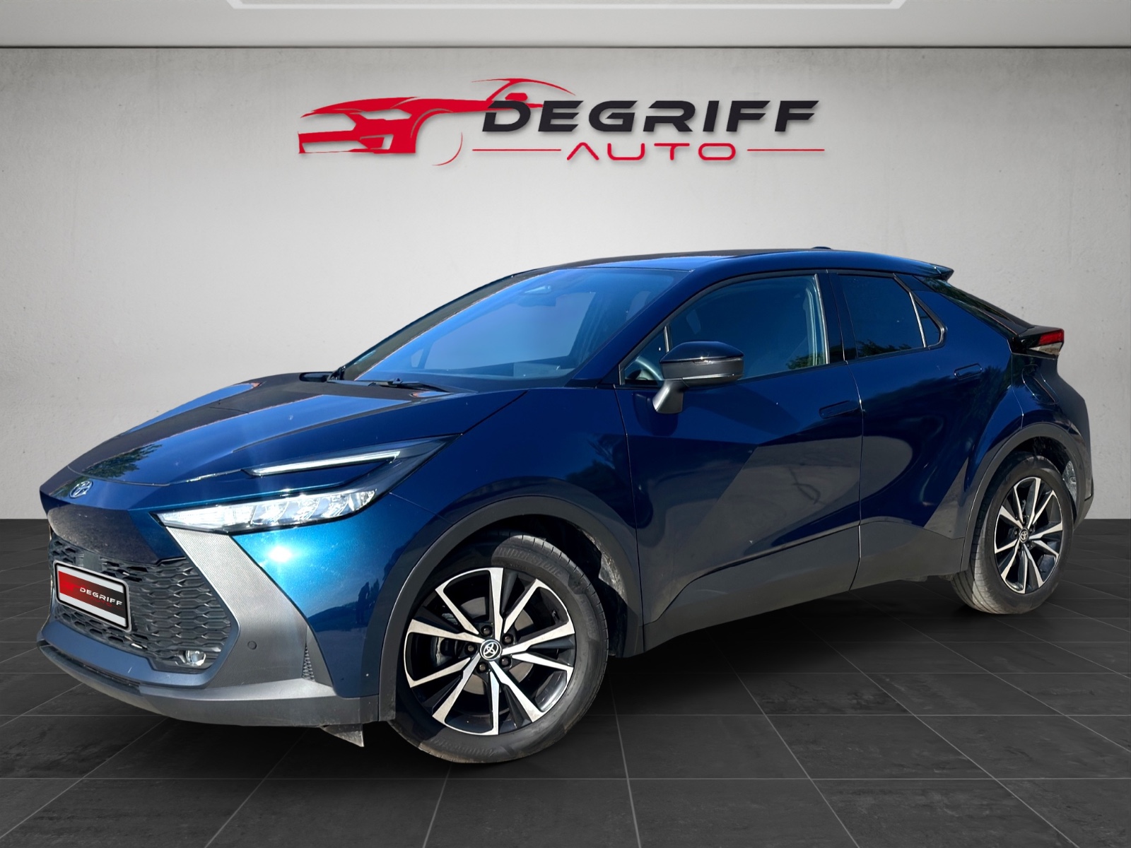 TOYOTA C-HR HYBRIDE MY23 1.8L Dynamic