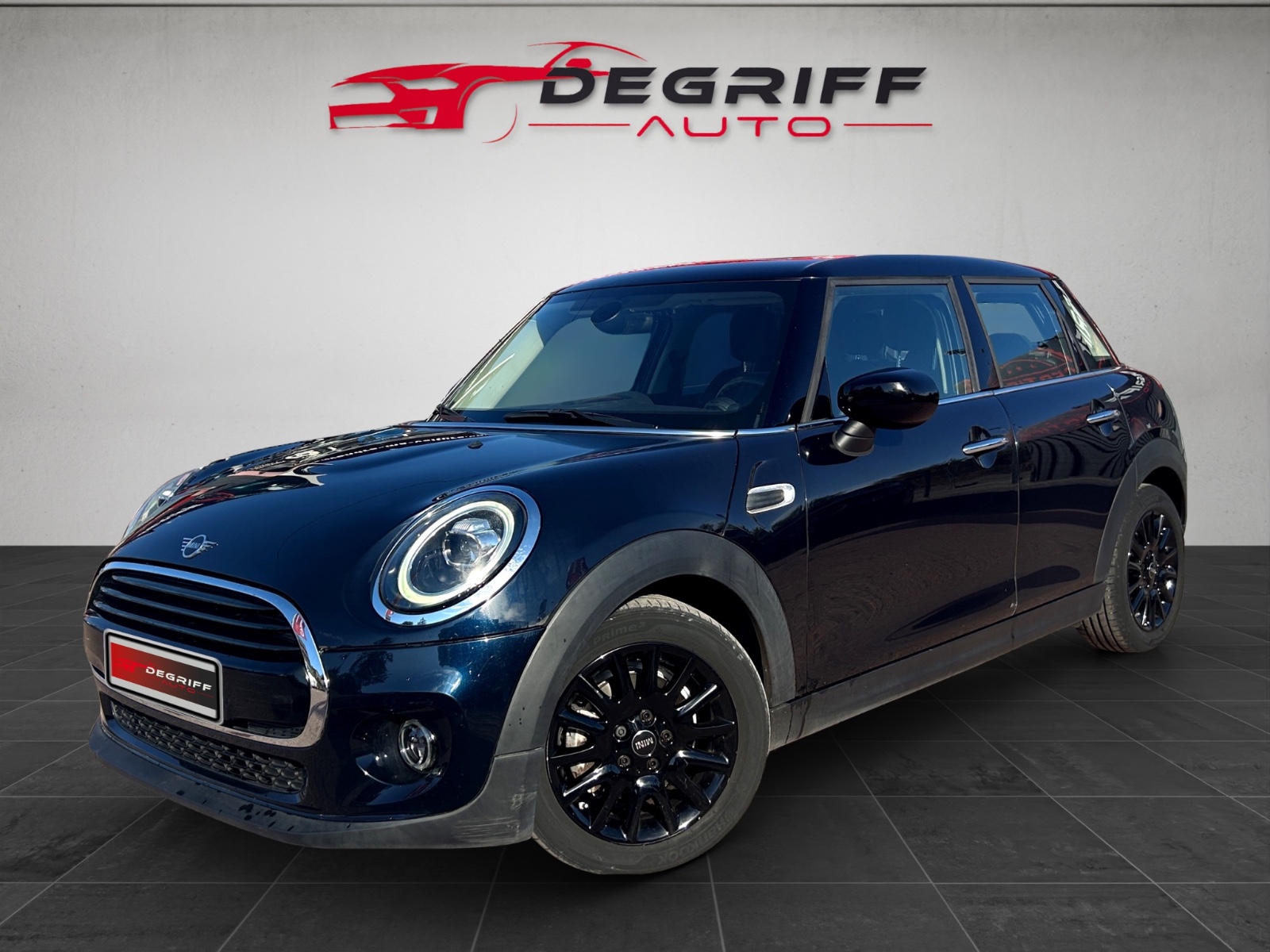 MINI HATCH 5 PORTES F55 LCI Cooper 136 ch BVA7 Finition Chili