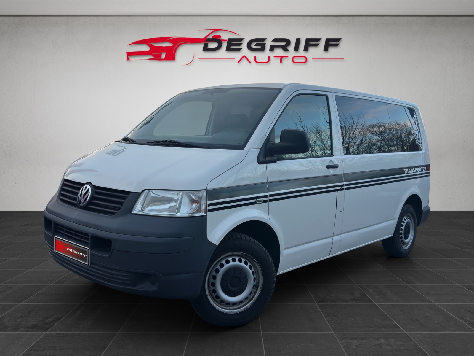 VOLKSWAGEN TRANSPORTER COMBI 1.9 TDI 102 Long 9pl  