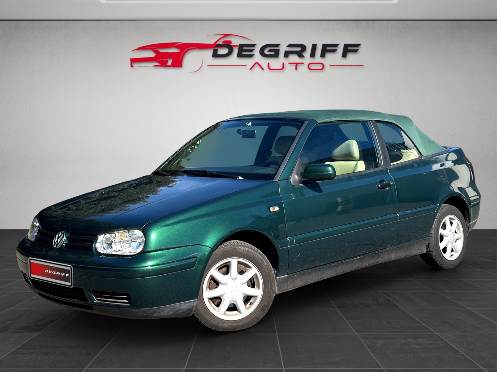 VOLKSWAGEN GOLF CABRIOLET 1.6i Carat