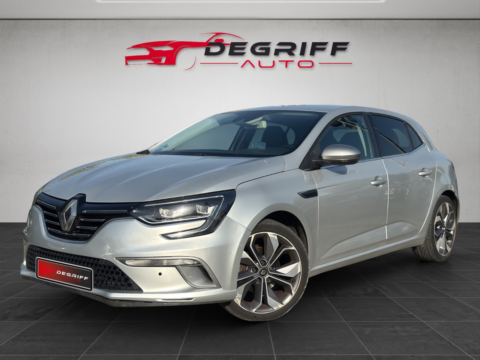 RENAULT MEGANE IV BERLINE dCi 110 Energy EDC Intens