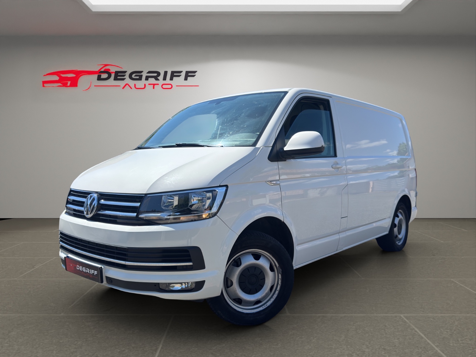 VOLKSWAGEN TRANSPORTER FOURGON GN TOLE L1H1 2.0 TDI 204 4MOTION BUSINESS LINE
