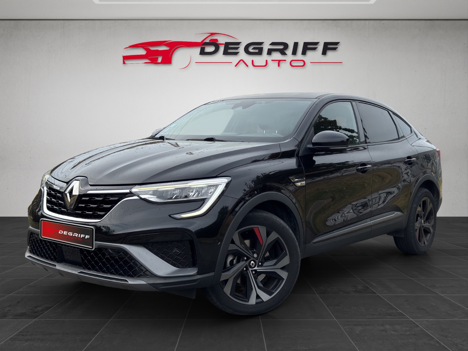 RENAULT ARKANA E-Tech 145 R.S. Line