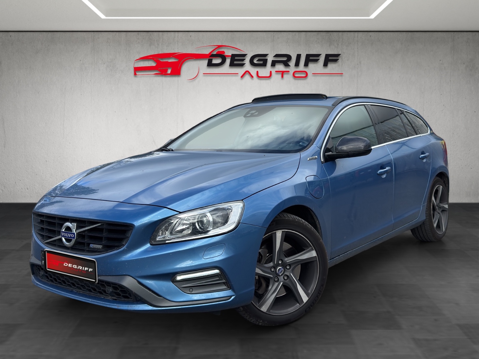VOLVO V60 D6 AWD 215 + 68 ch R-Design Geartronic A