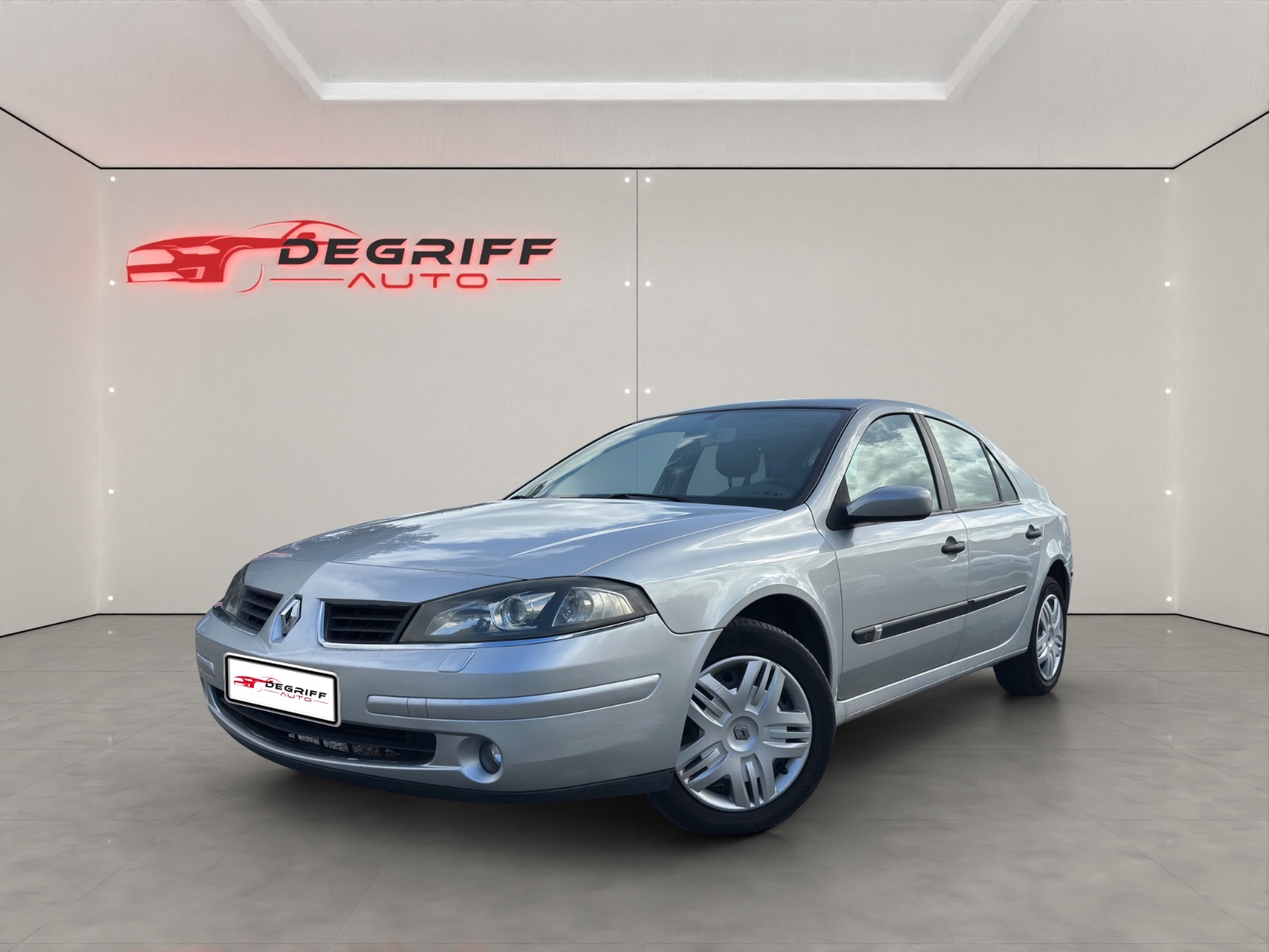 RENAULT LAGUNA EVOLUTION 1.8 16V Dynamique