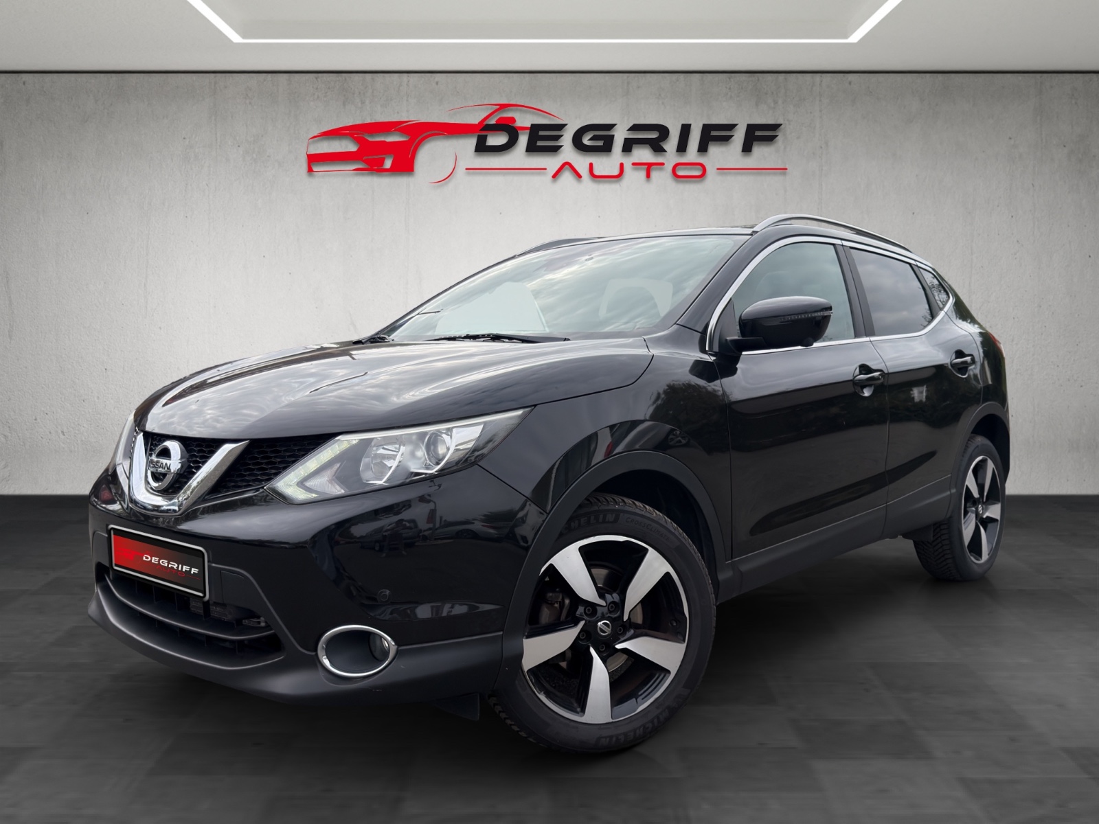 NISSAN QASHQAI 1.2 DIG-T 115 Xtronic N-Connecta