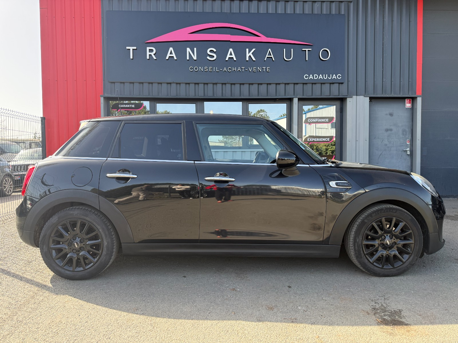 Mini HATCH 5 PORTES 2015 occasion — photo 2