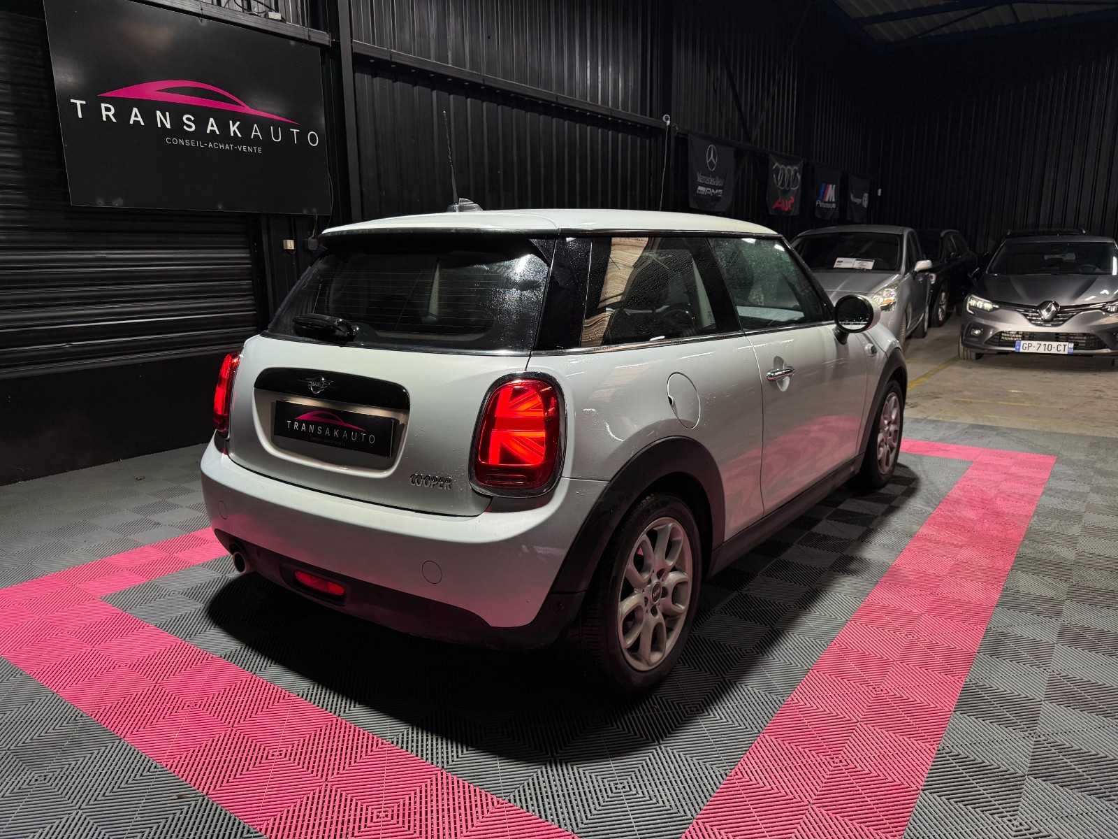 Mini HATCH 3 PORTES LCI 2019 occasion — photo 3