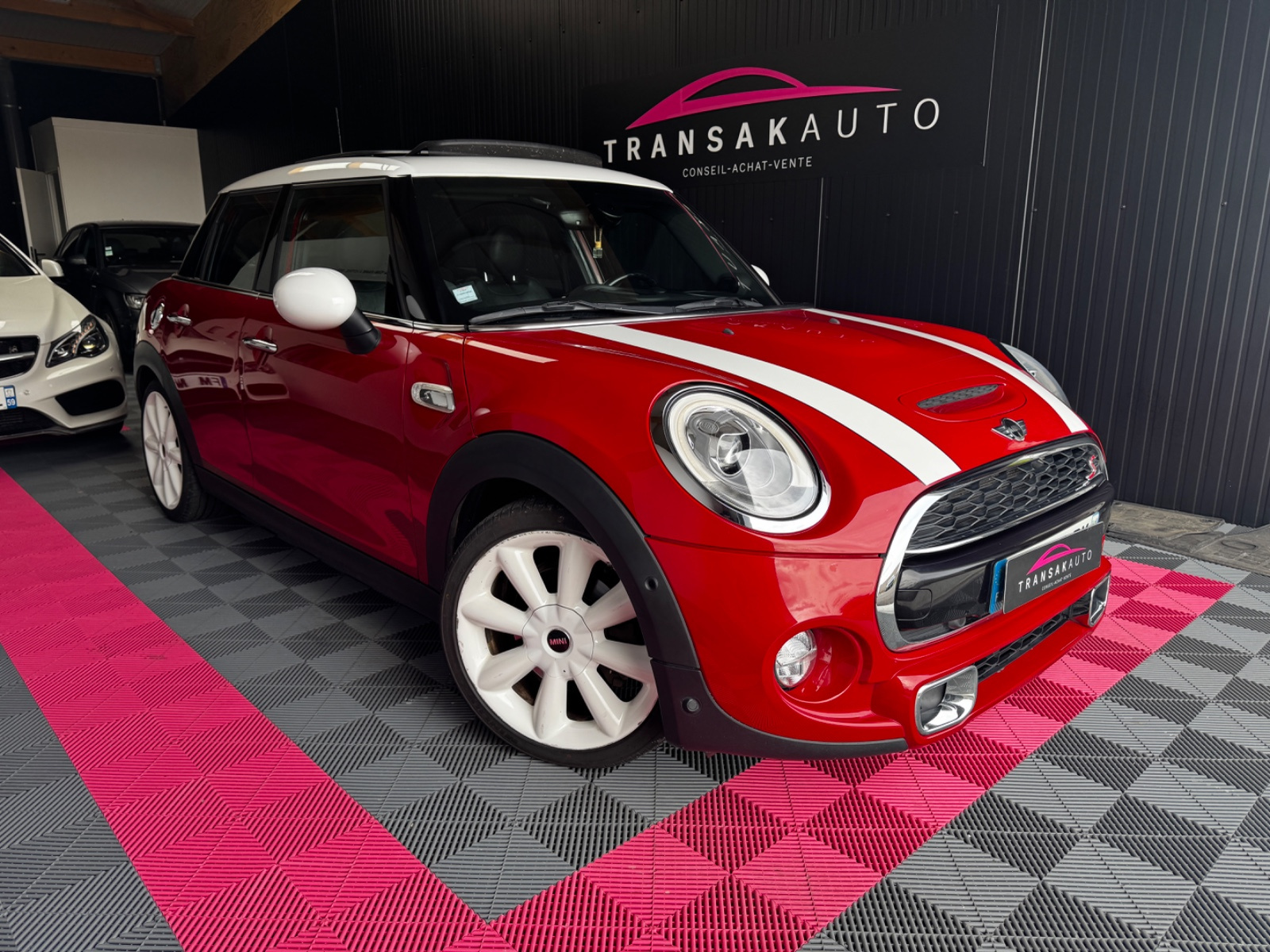 Mini HATCH 5 PORTES 2014 occasion