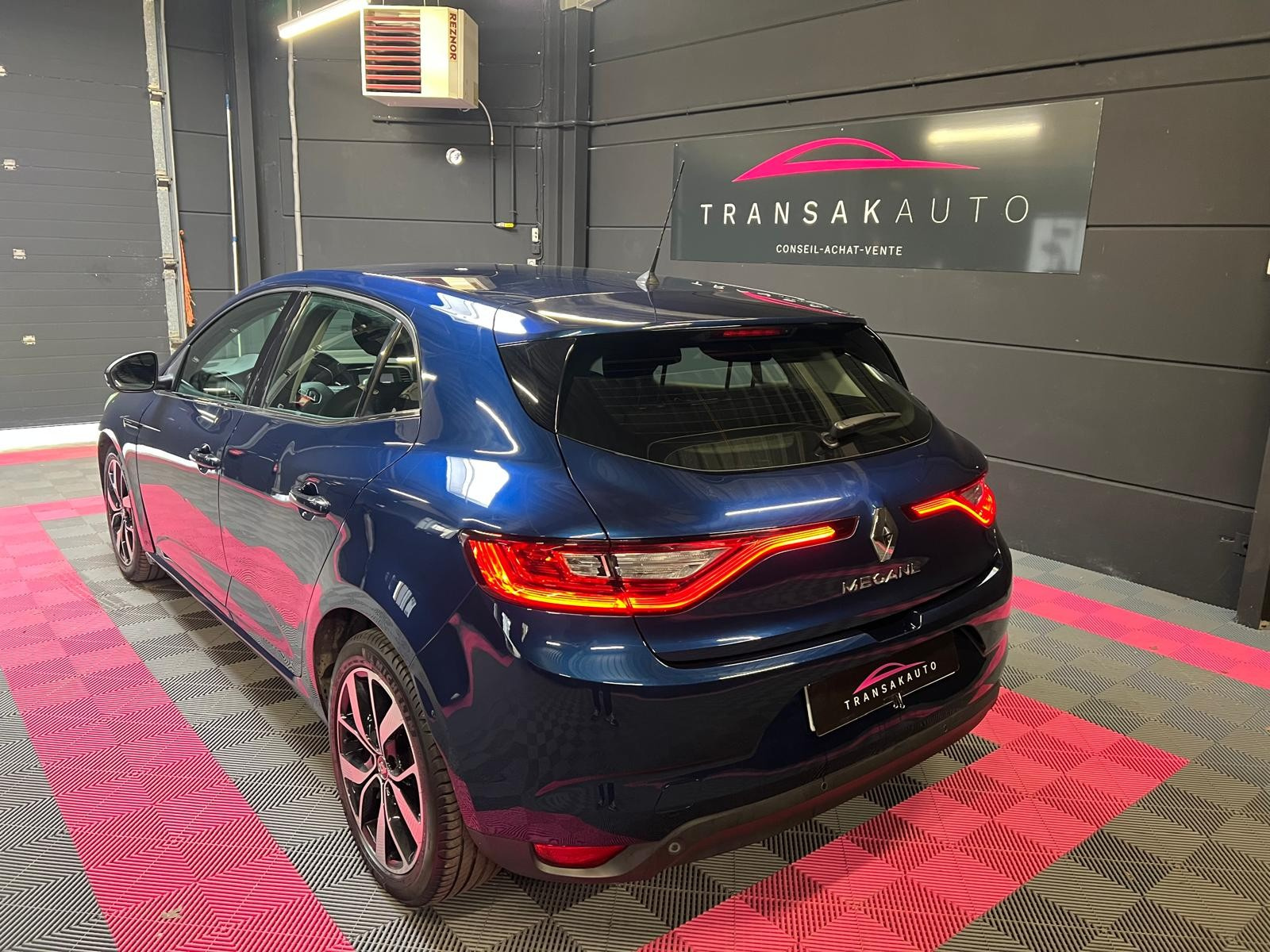 Renault MEGANE IV BERLINE 2019 occasion — photo 3