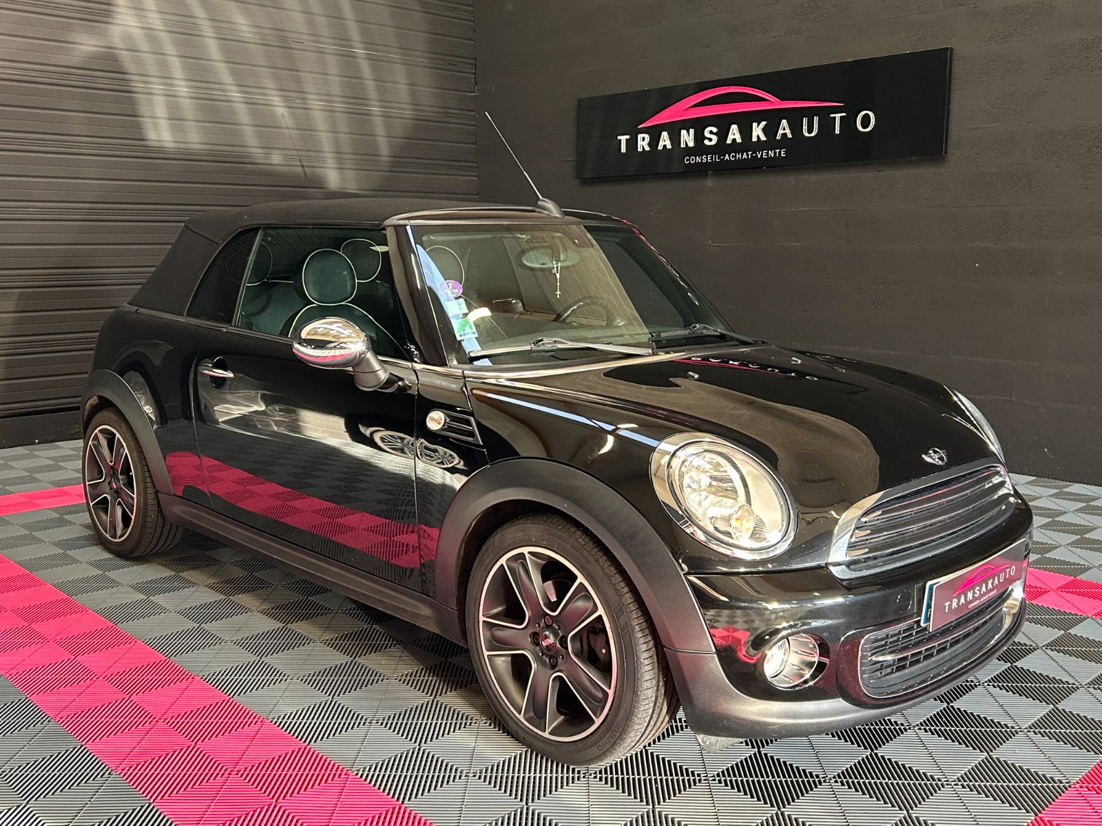 Mini CABRIOLET 2011 occasion — photo 2