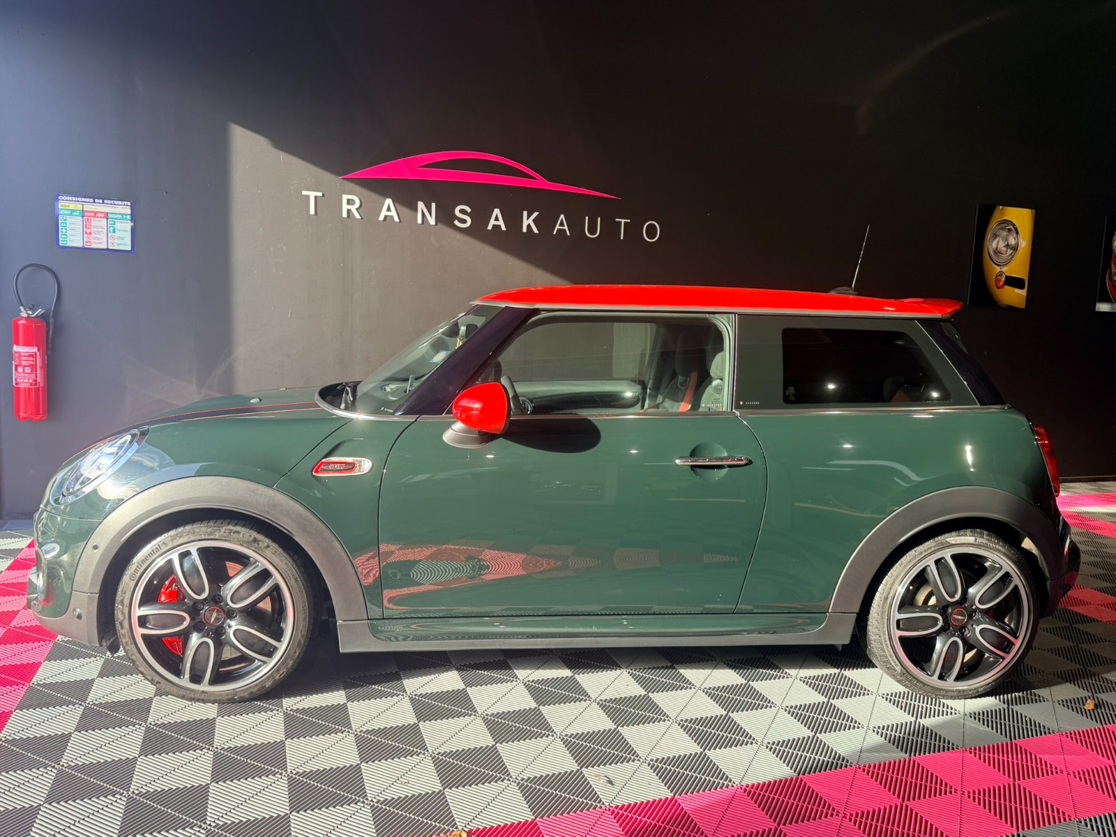 Mini HATCH 3 PORTES LCI 2019 occasion — photo 2