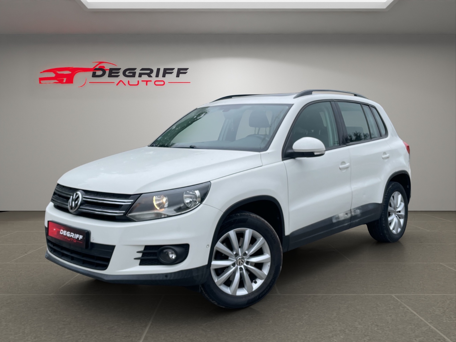 VOLKSWAGEN TIGUAN 2.0 TDI 140 FAP BlueMotion Technology Sportline